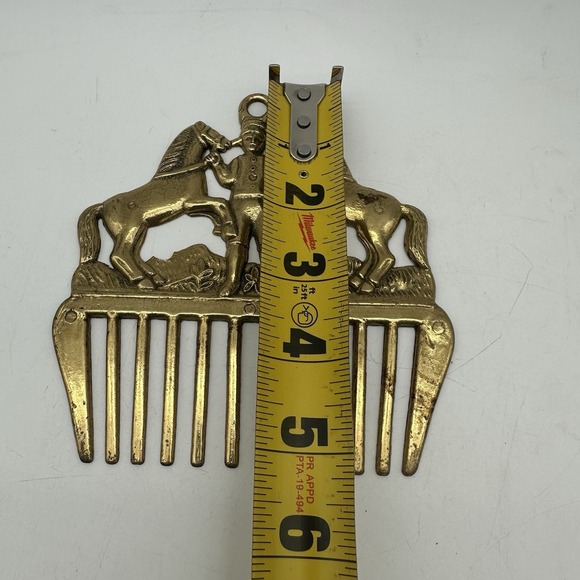 Vintage Brass Horse Comb 3D Man Holding 2 Horse Reins Wall Hanging Decor Comb 5" - Picture 2 of 5